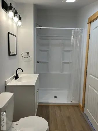 $379,999 | 704 13th Street, Salmon, ID 83467