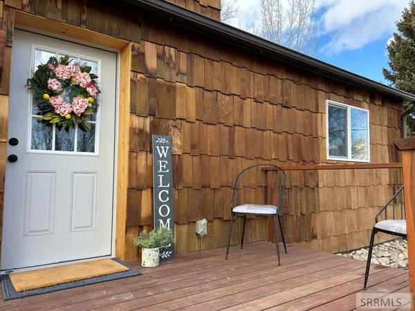 $359,999 | 704 13th Street, Salmon, ID 83467