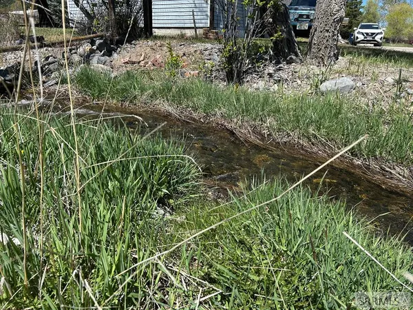 $359,999 | 704 13th Street, Salmon, ID 83467