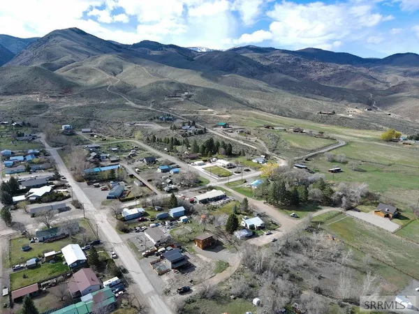 $359,999 | 704 13th Street, Salmon, ID 83467