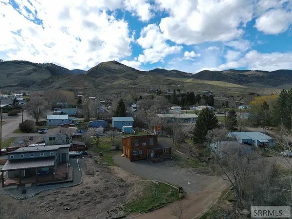 $359,999 | 704 13th Street, Salmon, ID 83467