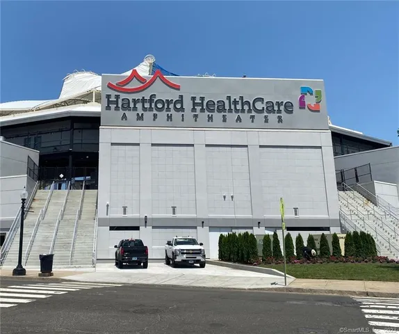 a sign that is on the side of a building