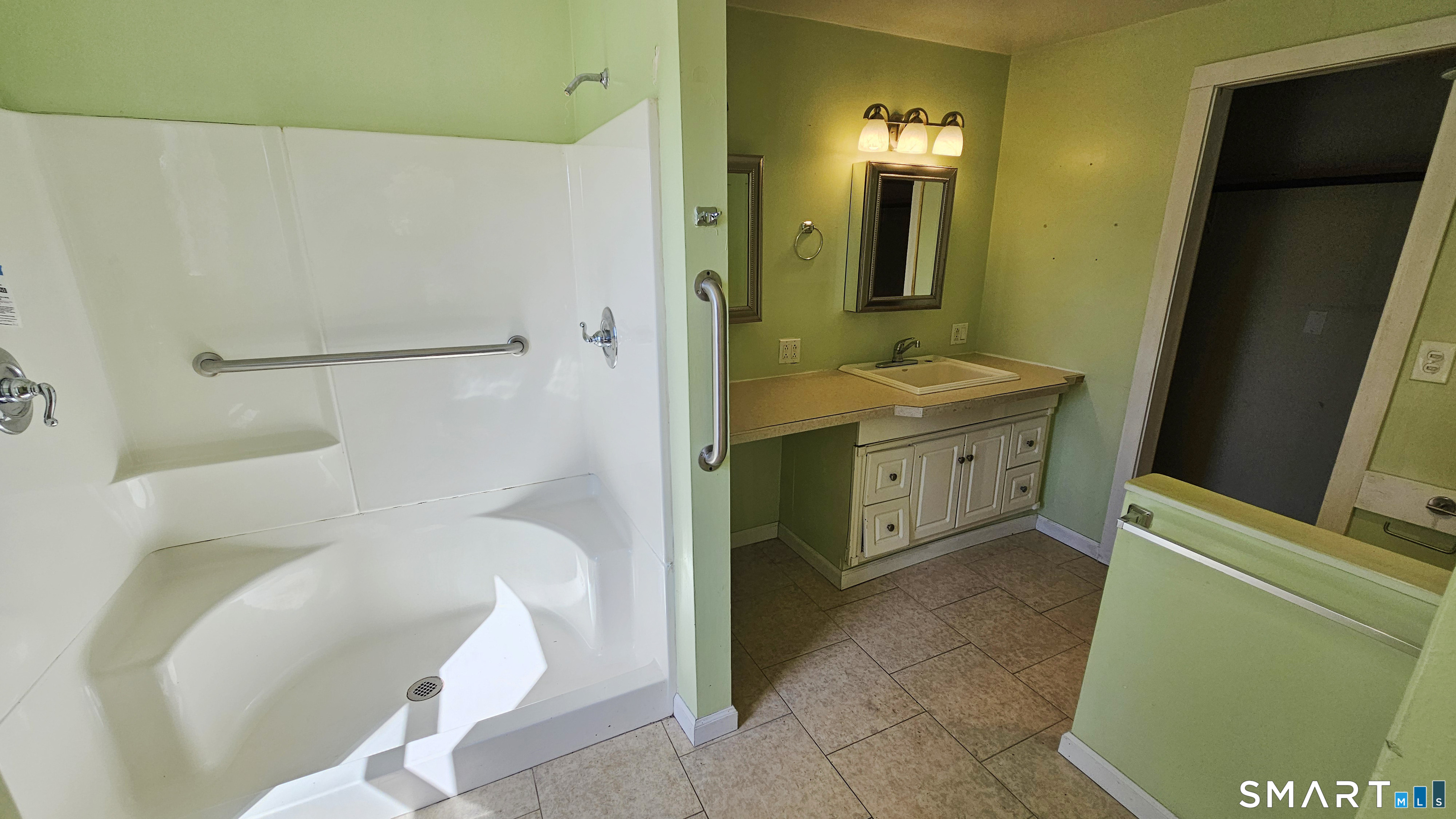 19 Boston Post Road Windham, CT 06226 - Photo 15 of 23