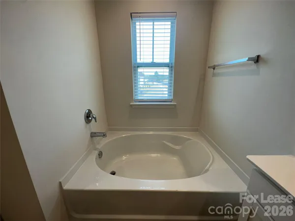 $2,850 | 10749 Adair Wds Drive, Davidson, NC 28036