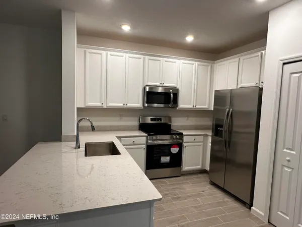 $1,700 | 4366 Leeward Breeze Loop, Middleburg, FL 32068