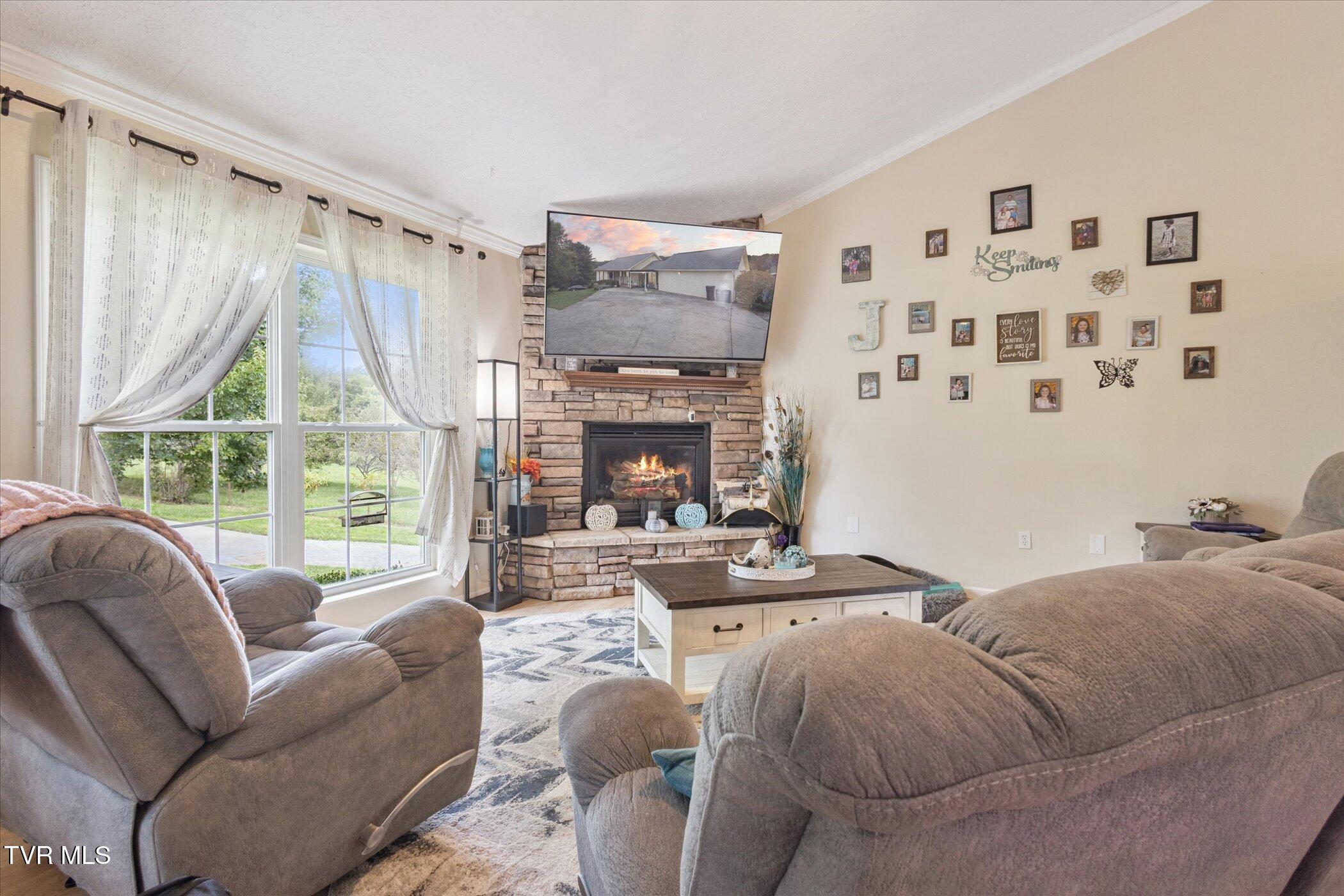 7717 Greenbriar Road Talbott, TN 37877 - Photo 3 of 63 05-7717-Greenbriar-rd-Talbott-TN-37877-W