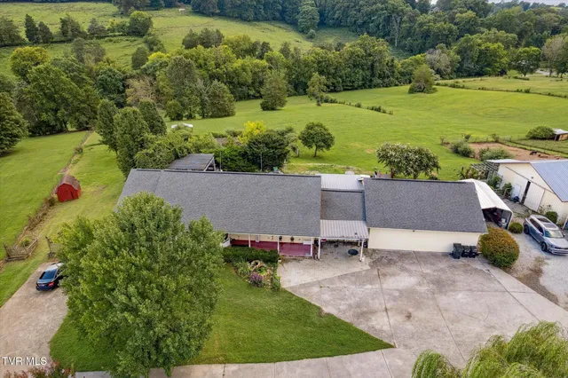 $555,000 | 7717 Greenbriar Road, Talbott, TN 37877