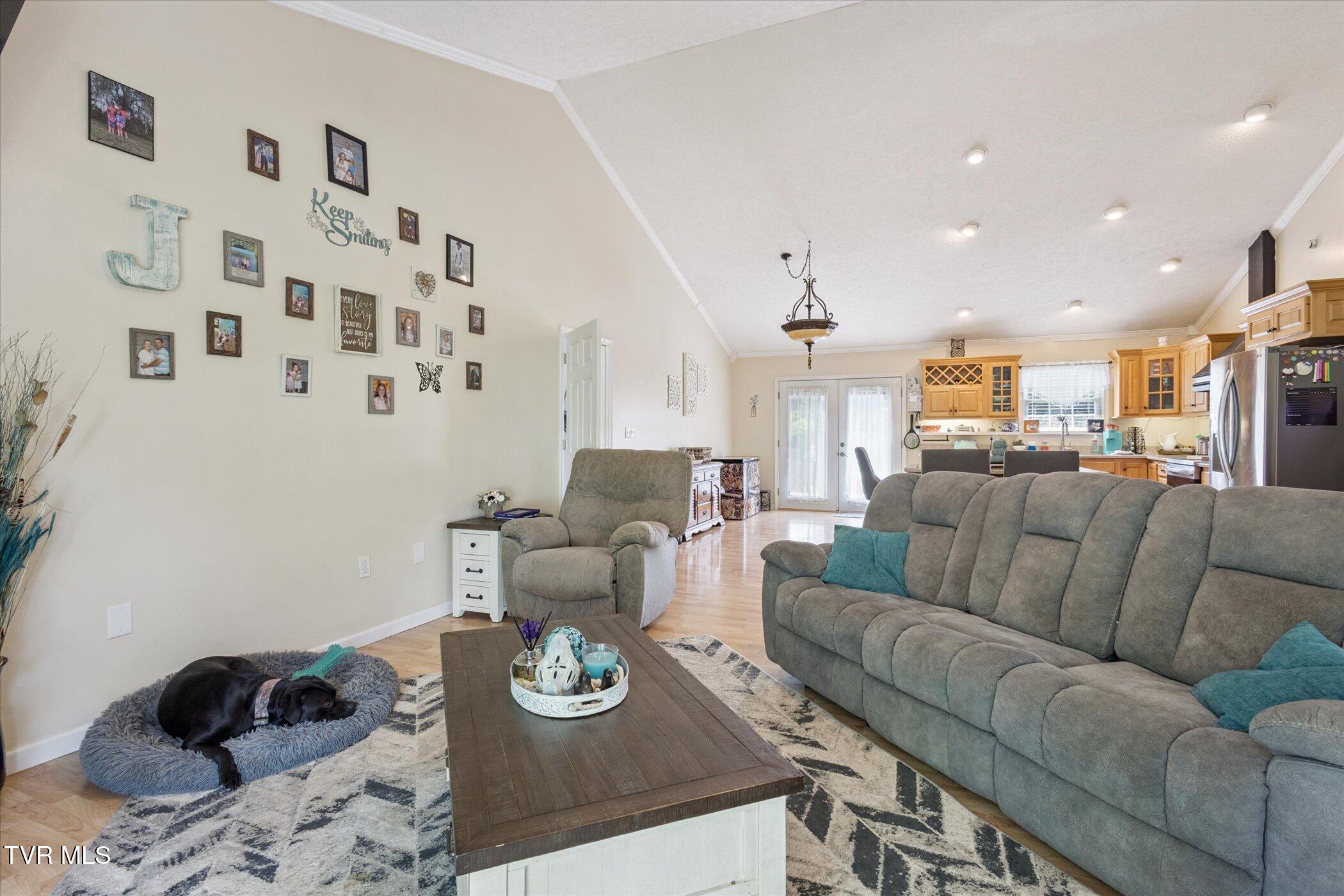 7717 Greenbriar Road Talbott, TN 37877 - Photo 5 of 63 07-7717-Greenbriar-rd-Talbott-TN-37877-W