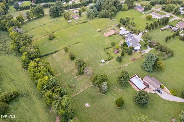 $555,000 | 7717 Greenbriar Road, Talbott, TN 37877
