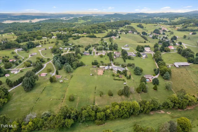 $555,000 | 7717 Greenbriar Road, Talbott, TN 37877