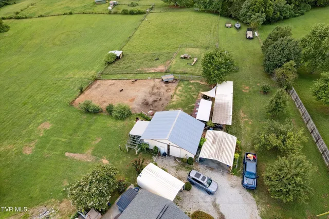 $555,000 | 7717 Greenbriar Road, Talbott, TN 37877