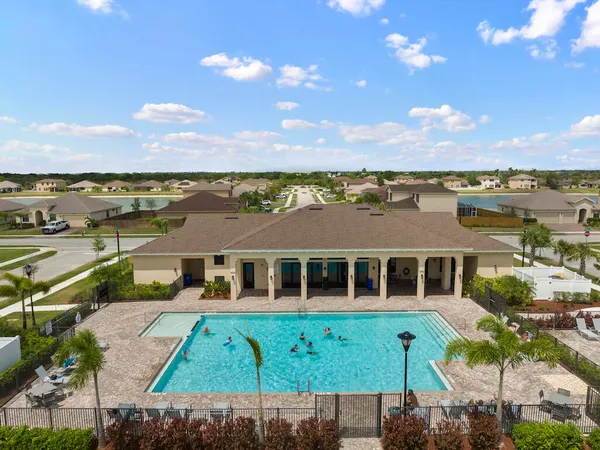 $2,300 | 9945 East Villa Circle, Vero Beach, FL 32966