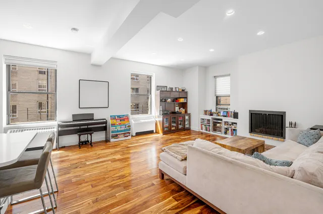$1,350,000 | 425 West End Avenue, Unit 5B | Upper West Side