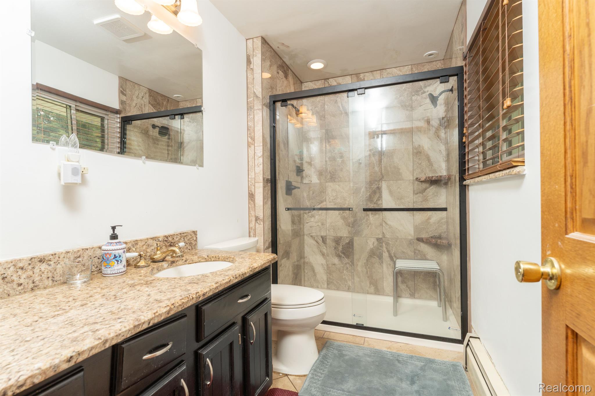 6821 Farley Road Pinckney, MI 48169 - Photo 26 of 38 Gallery Image 26