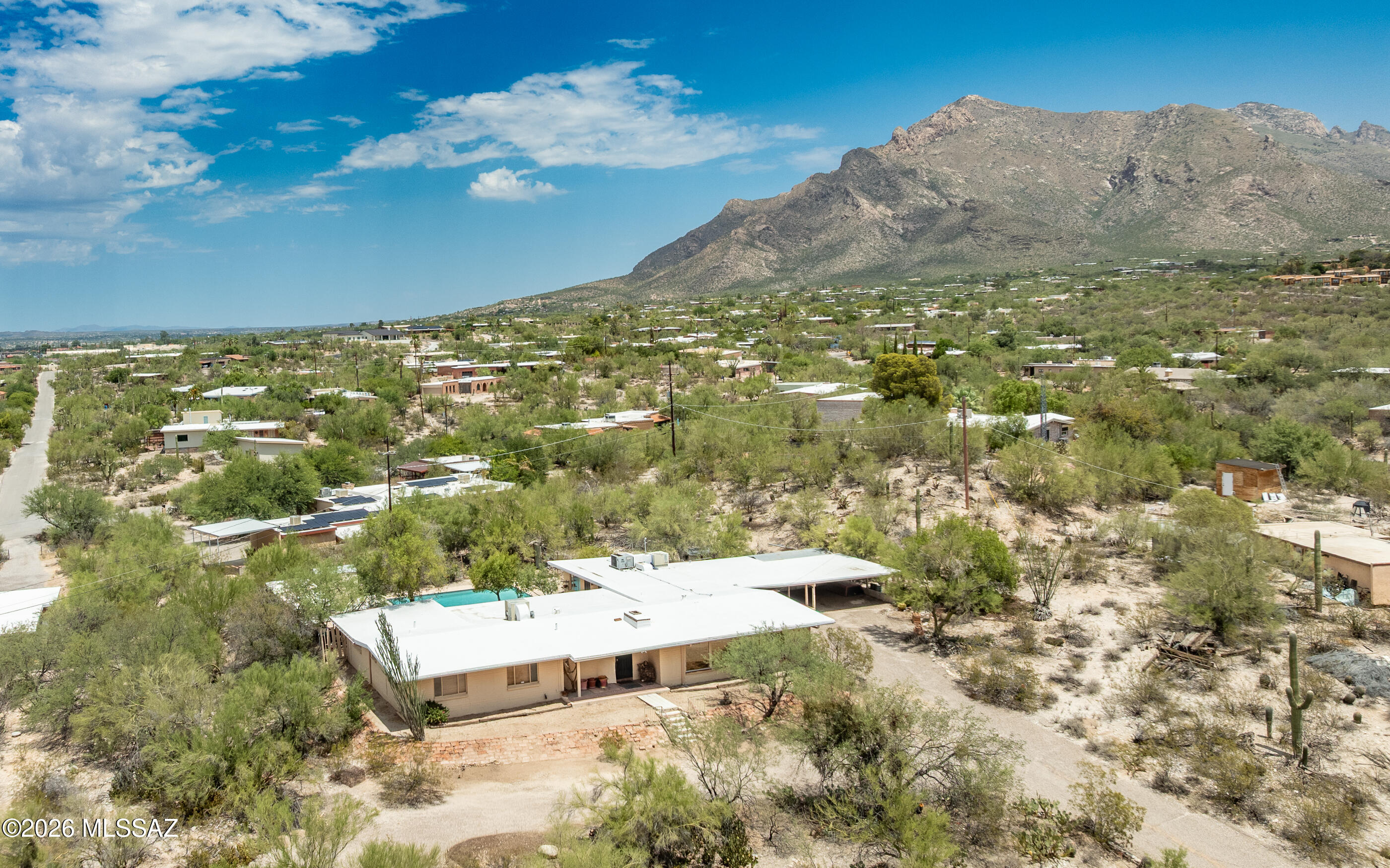 132 West Old Ina Road Tucson, AZ 85704 - Photo 43 of 47 Front view & Mountains