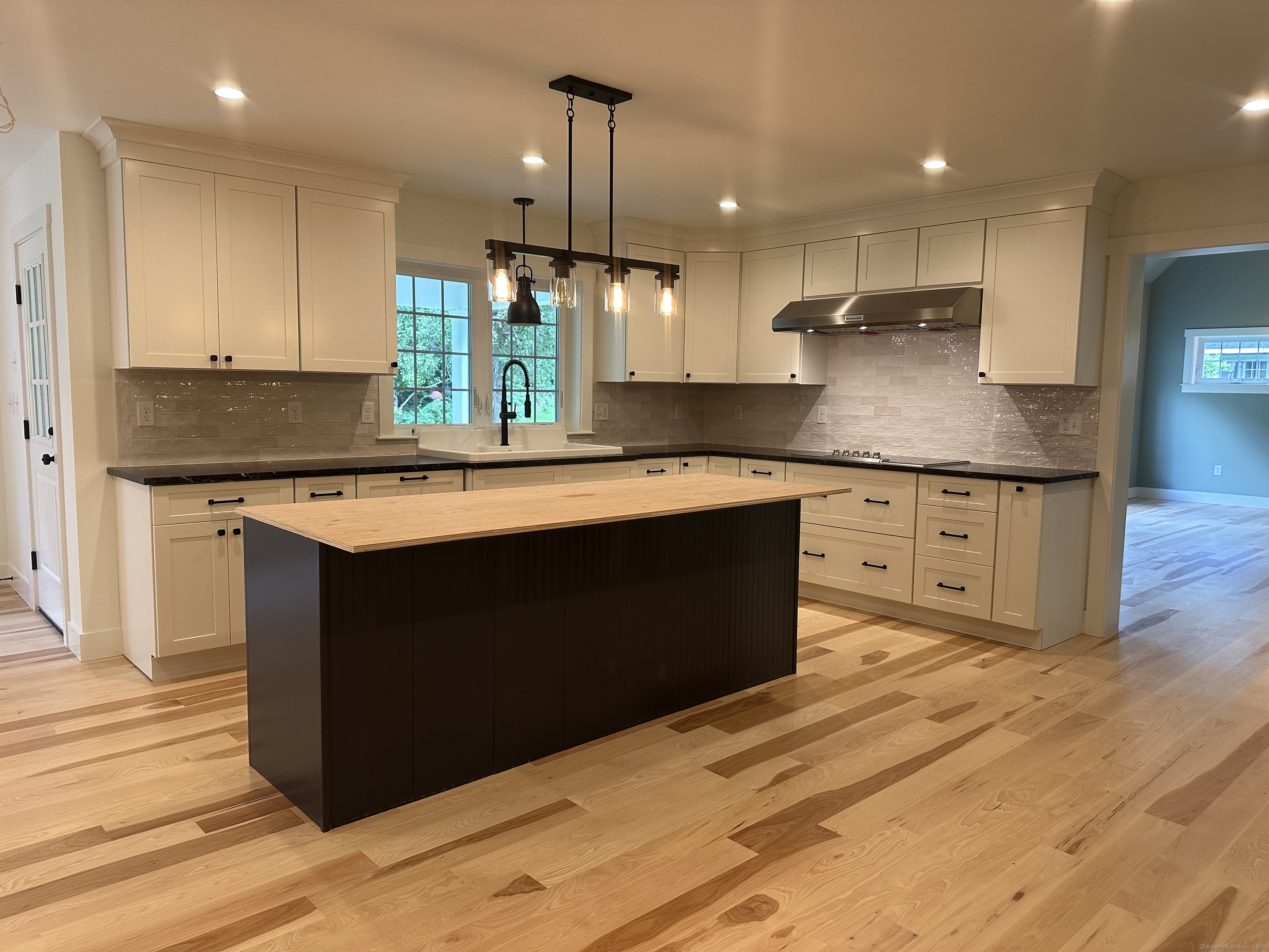 11 Buttonball Road Old Lyme, CT 06371 - Photo 28 of 38 Kitchen design for a custom build in Chester.