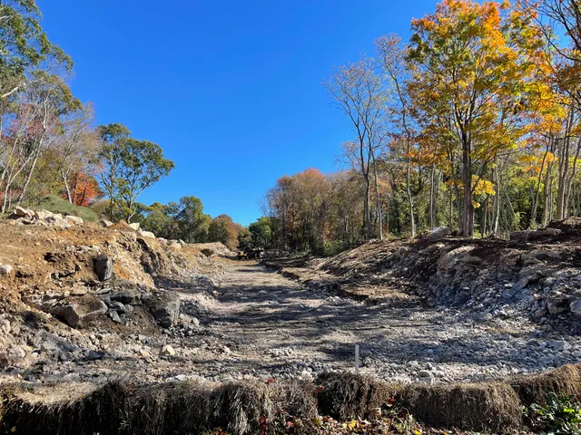 $1,250,000 | 11 Buttonball Road, Old Lyme, CT 06371