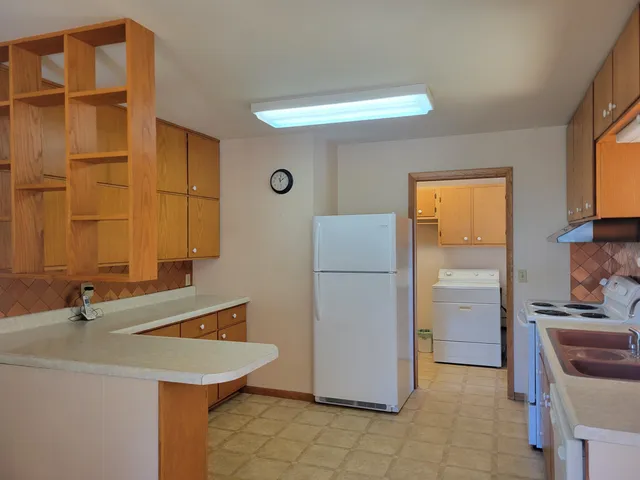 $199,000 | 609 Mulberry Drive, Cassville, WI 53806