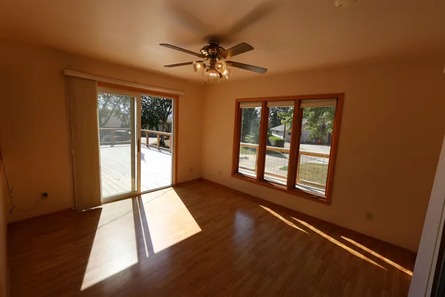 $199,000 | 609 Mulberry Drive, Cassville, WI 53806