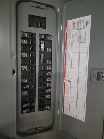 $199,000 | 609 Mulberry Drive, Cassville, WI 53806