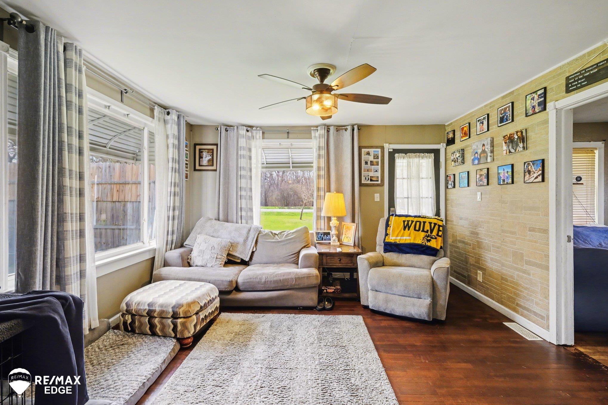 5206 Branch Road Flint, MI 48506 - Photo 8 of 25 50204519-ac58da93-269e-4c64-830b-c51392d5b504.JPG