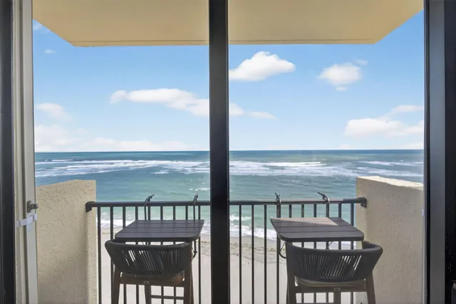 $925,000 | 200 Ocean Trail Way, Unit 910, Jupiter, FL 33477