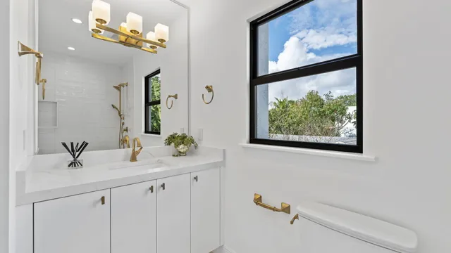 $1,897,000 | 501 38th Street, West Palm Beach, FL 33407