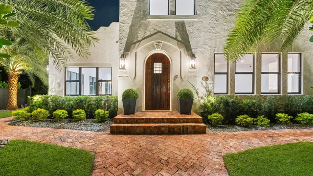 $1,897,000 | 501 38th Street, West Palm Beach, FL 33407