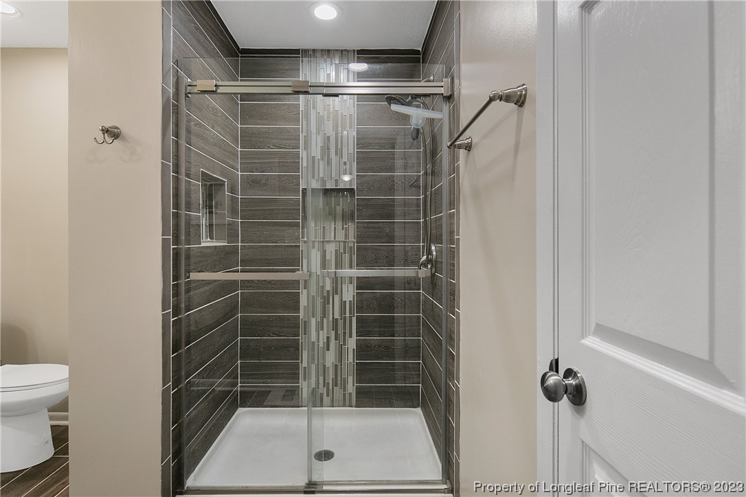 5806 Weatherford Road Fayetteville, NC 28303 - Photo 19 of 29 Gallery Image 19