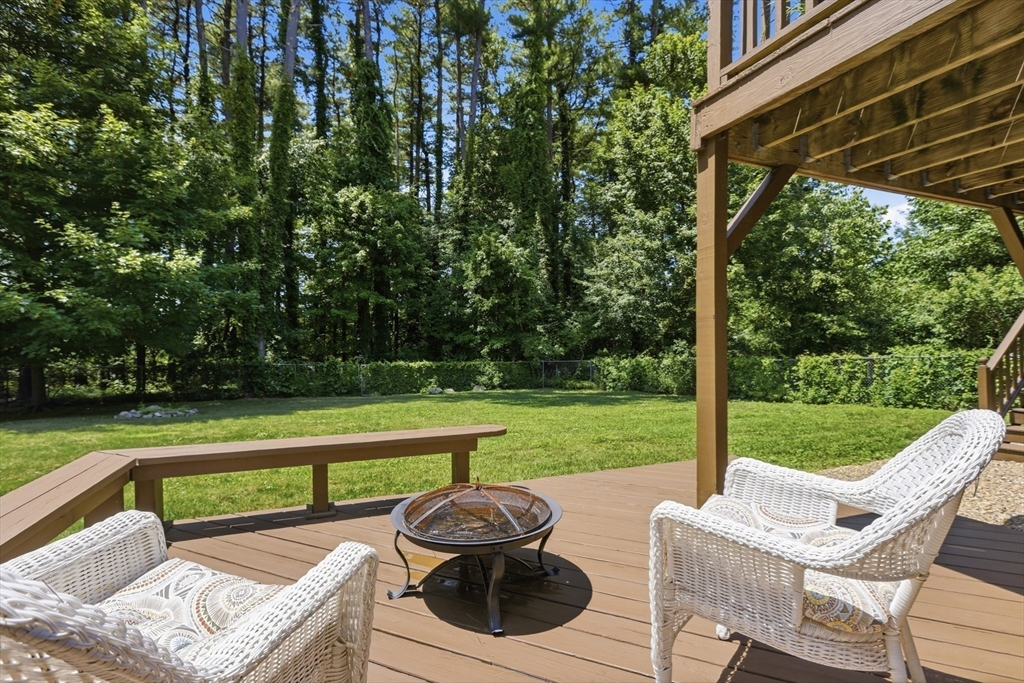 42 Ledgewood Road Framingham, MA 01701 - Photo 31 of 33