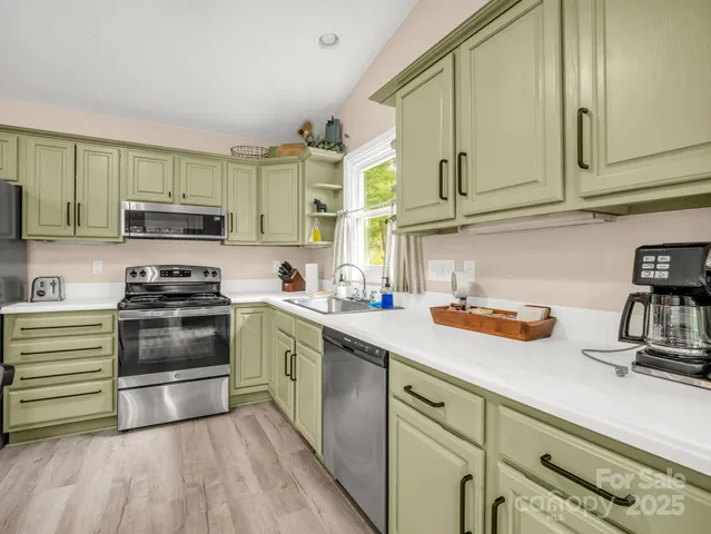 $415,000 | 119 Celestial Way, Mill Spring, NC 28756