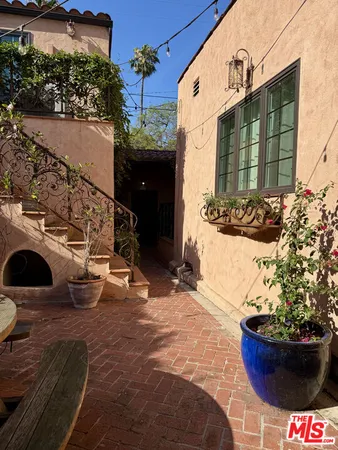 $4,385,000 | 6612 Waring Avenue, Los Angeles, CA 90038