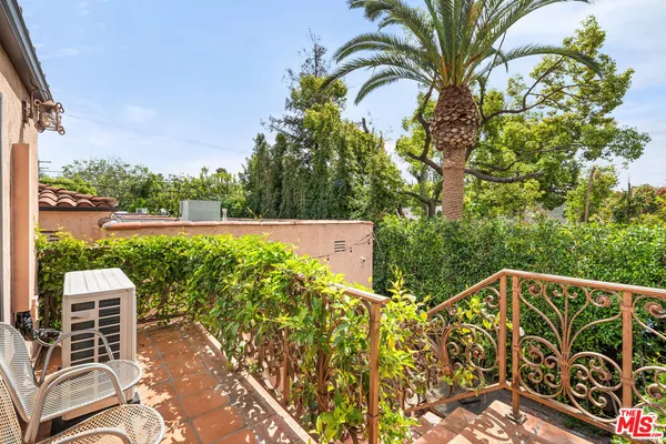 $4,385,000 | 6612 Waring Avenue, Los Angeles, CA 90038