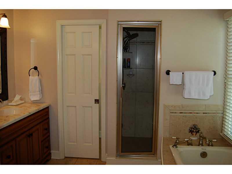 848 Bebout Road Venetia, PA 15367 - Photo 12 of 25 Master Bath/Spa. Spacious bath connects to HUGE, well organized walk-in closet
