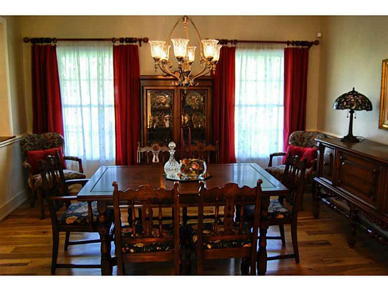 Dining Room. 