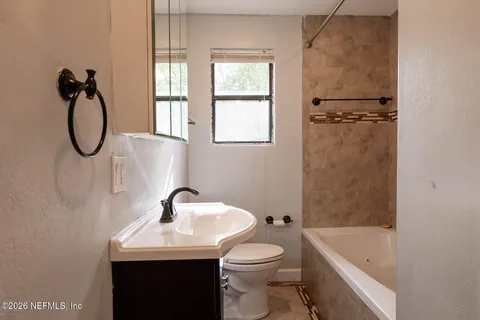 $274,900 | 1003 Brierfield Drive, Jacksonville, FL 32205