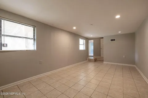 $274,900 | 1003 Brierfield Drive, Jacksonville, FL 32205