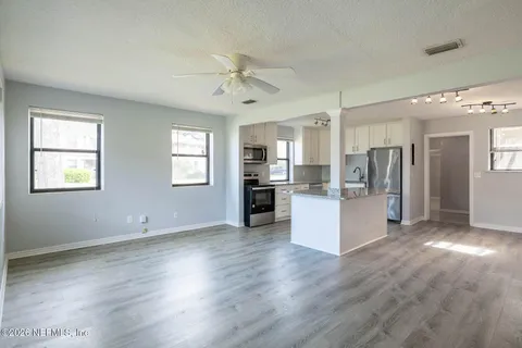 $274,900 | 1003 Brierfield Drive, Jacksonville, FL 32205