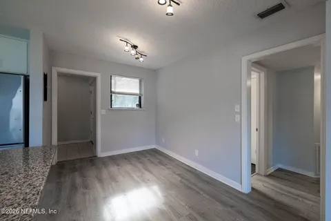 $274,900 | 1003 Brierfield Drive, Jacksonville, FL 32205