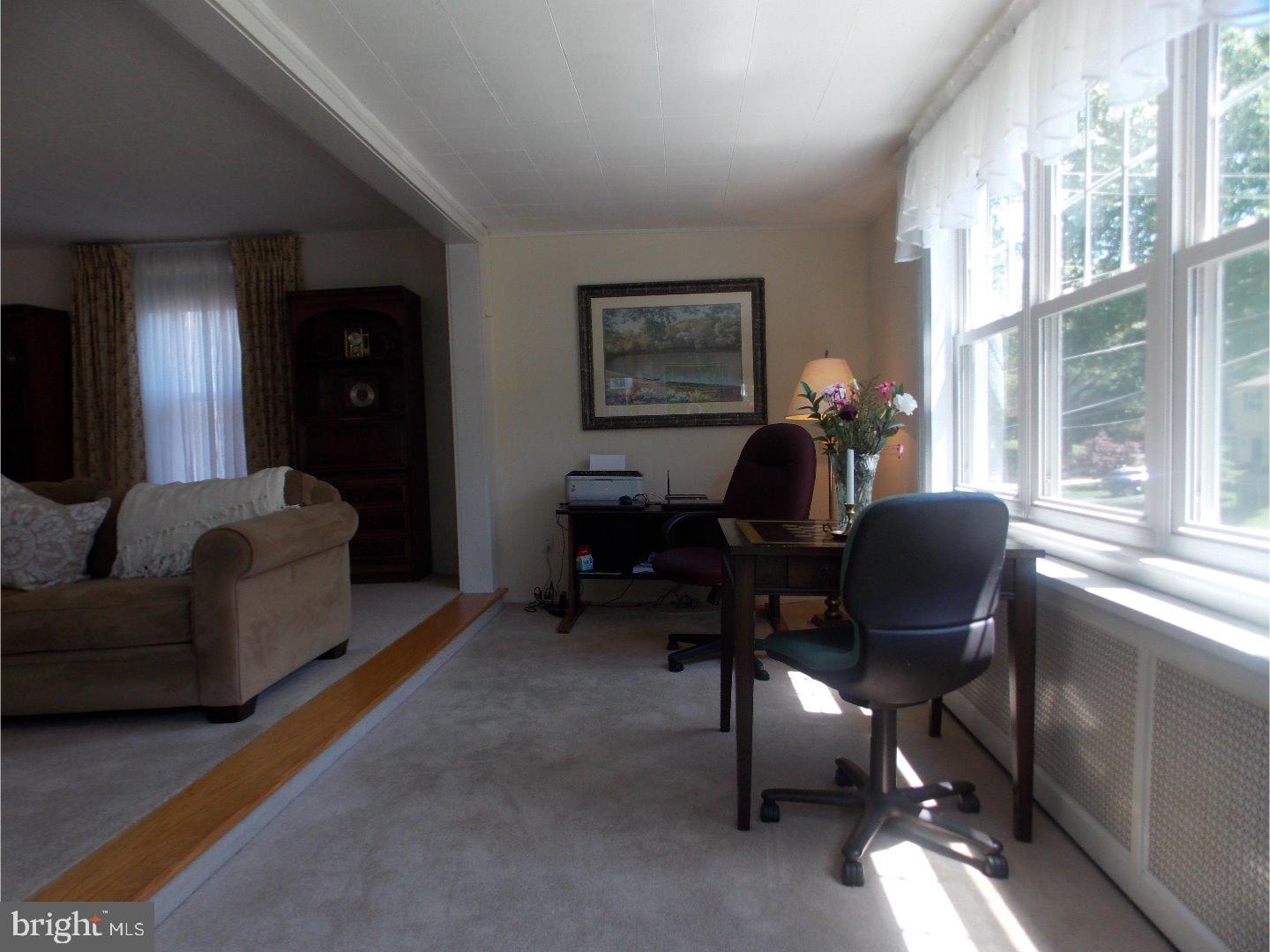 30 North Line Road Newtown Square, PA 19073 - Photo 4 of 25 Sun Room