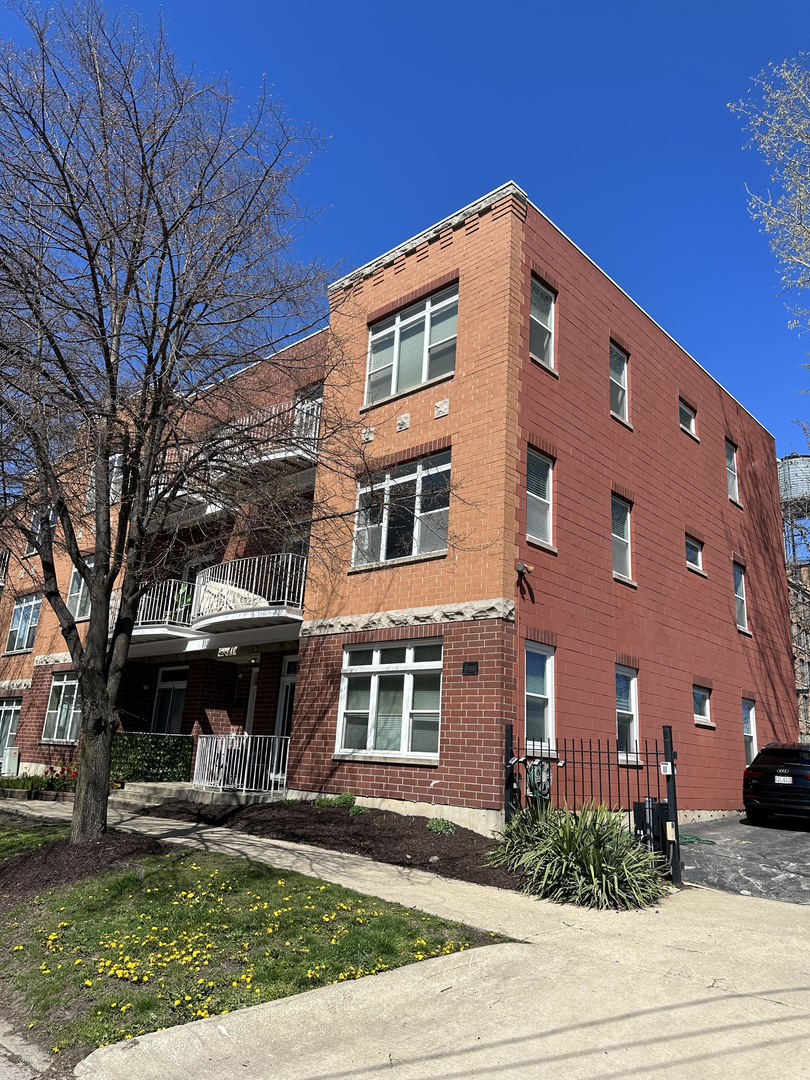 934 West Fry St Unit 3E  