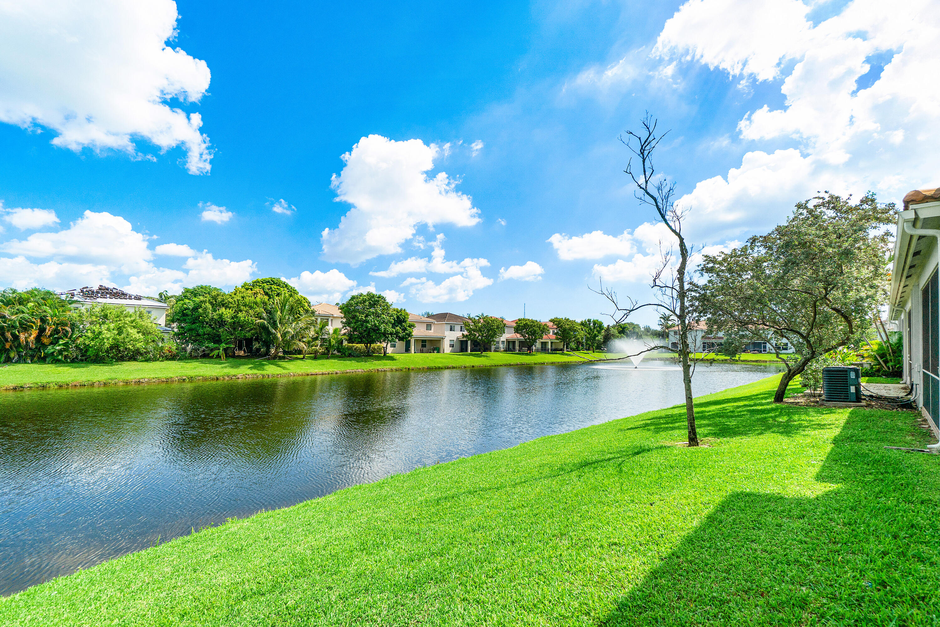 2196 Oakmont Drive Riviera Beach, FL 33404 - Photo 28 of 44 031-2196OakmontDrive-RivieraBeach-FL-334