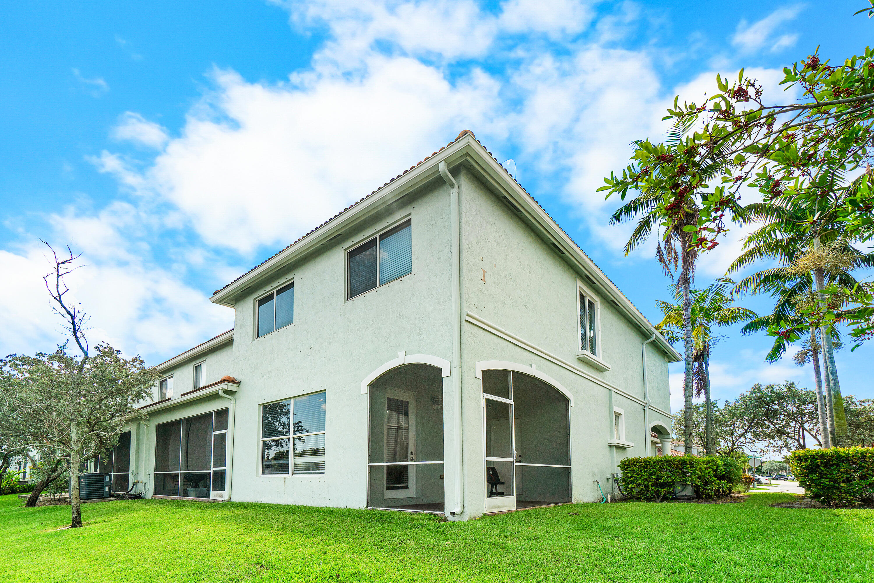2196 Oakmont Drive Riviera Beach, FL 33404 - Photo 29 of 44 033-2196OakmontDrive-RivieraBeach-FL-334