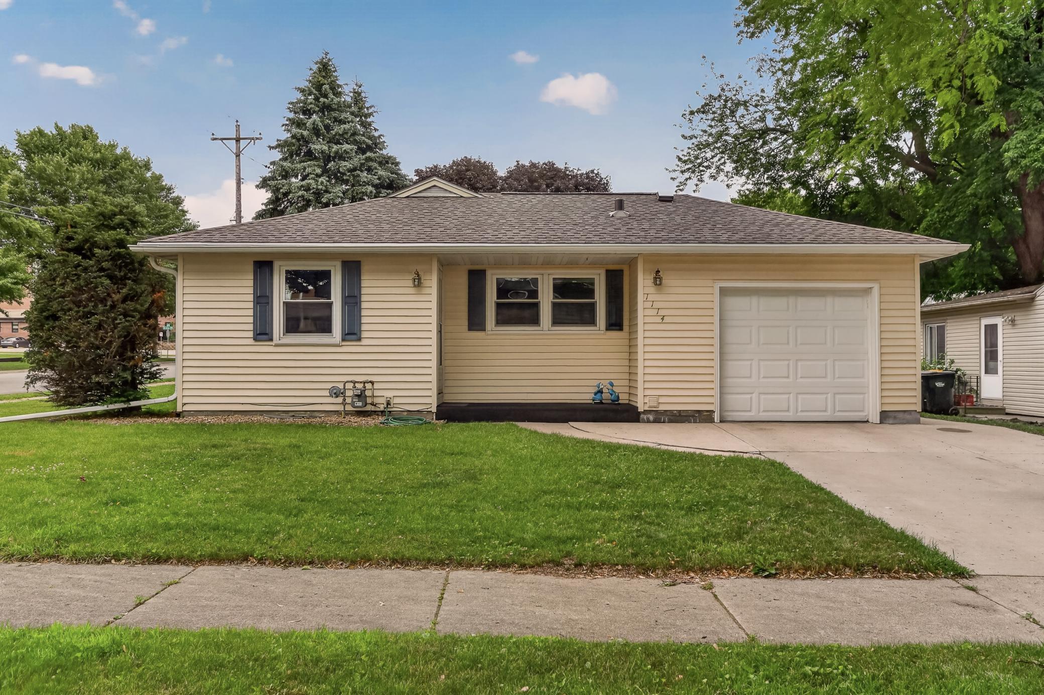 1114 13th Avenue Northwest Rochester, MN 55901 - Photo 30 of 37
