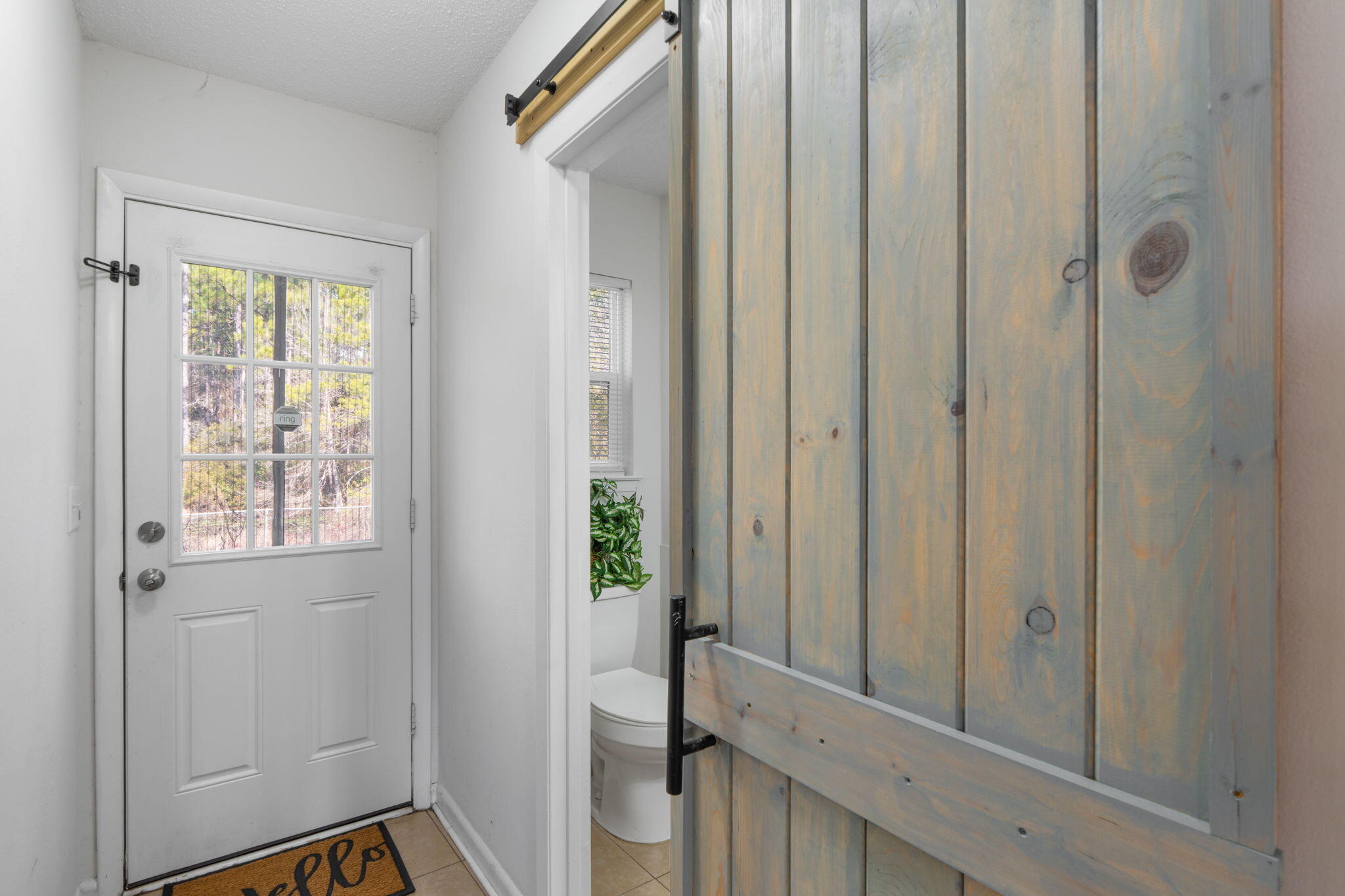 73 Kelly Way Valparaiso, FL 32580 - Photo 12 of 22 a view of a small space