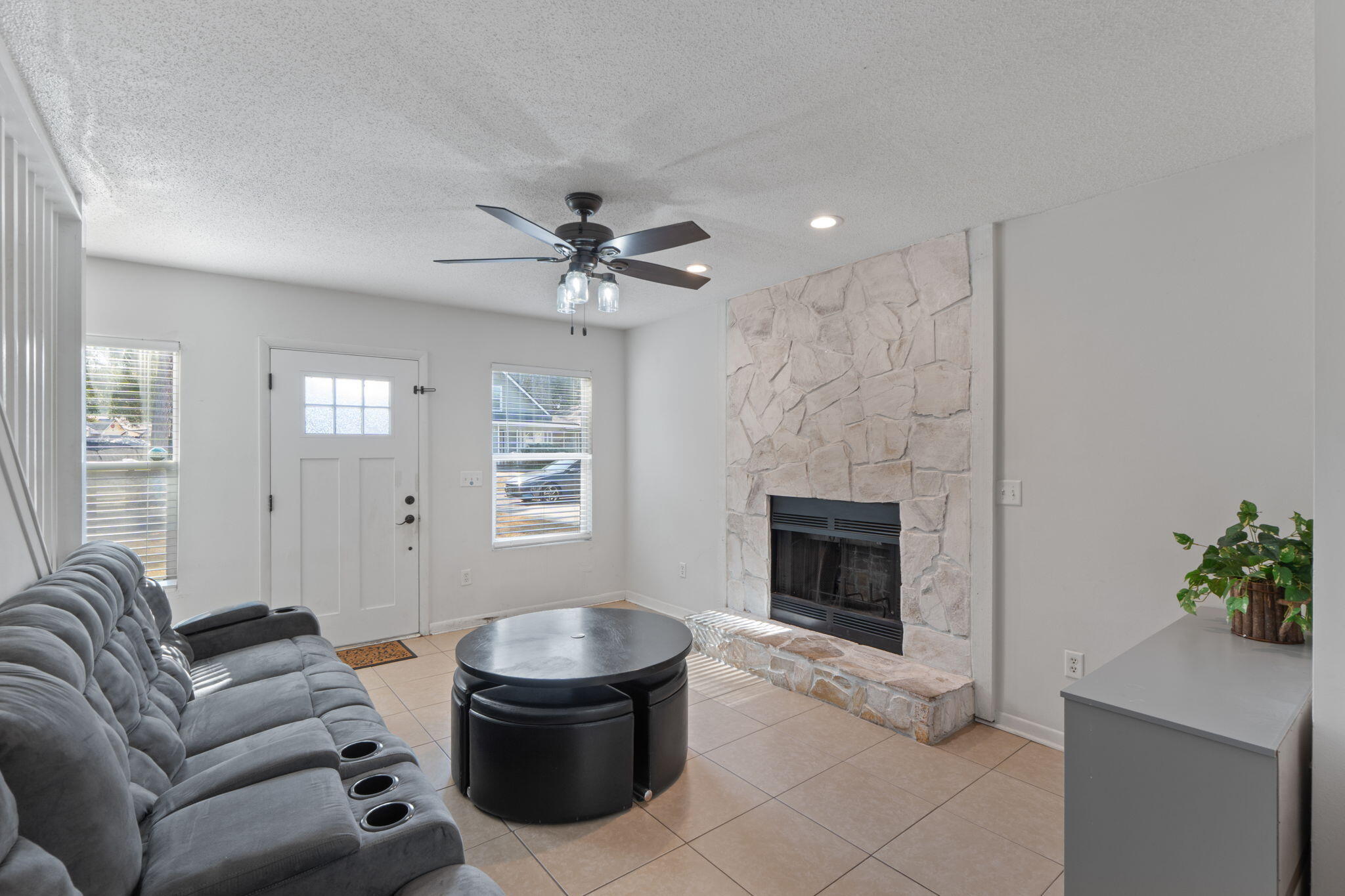 73 Kelly Way Valparaiso, FL 32580 - Photo 3 of 22 a living room with furniture a fireplace and a window
