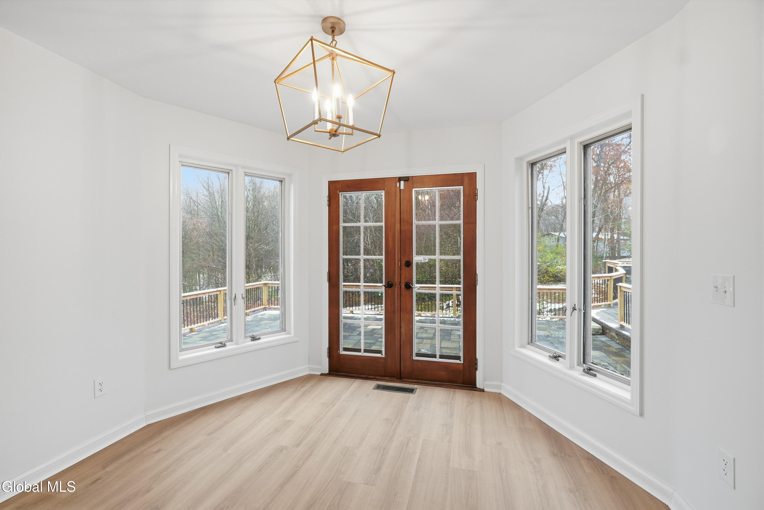 13 Ribbon Candy Lane Troy, NY 12182 - Photo 13 of 55 13