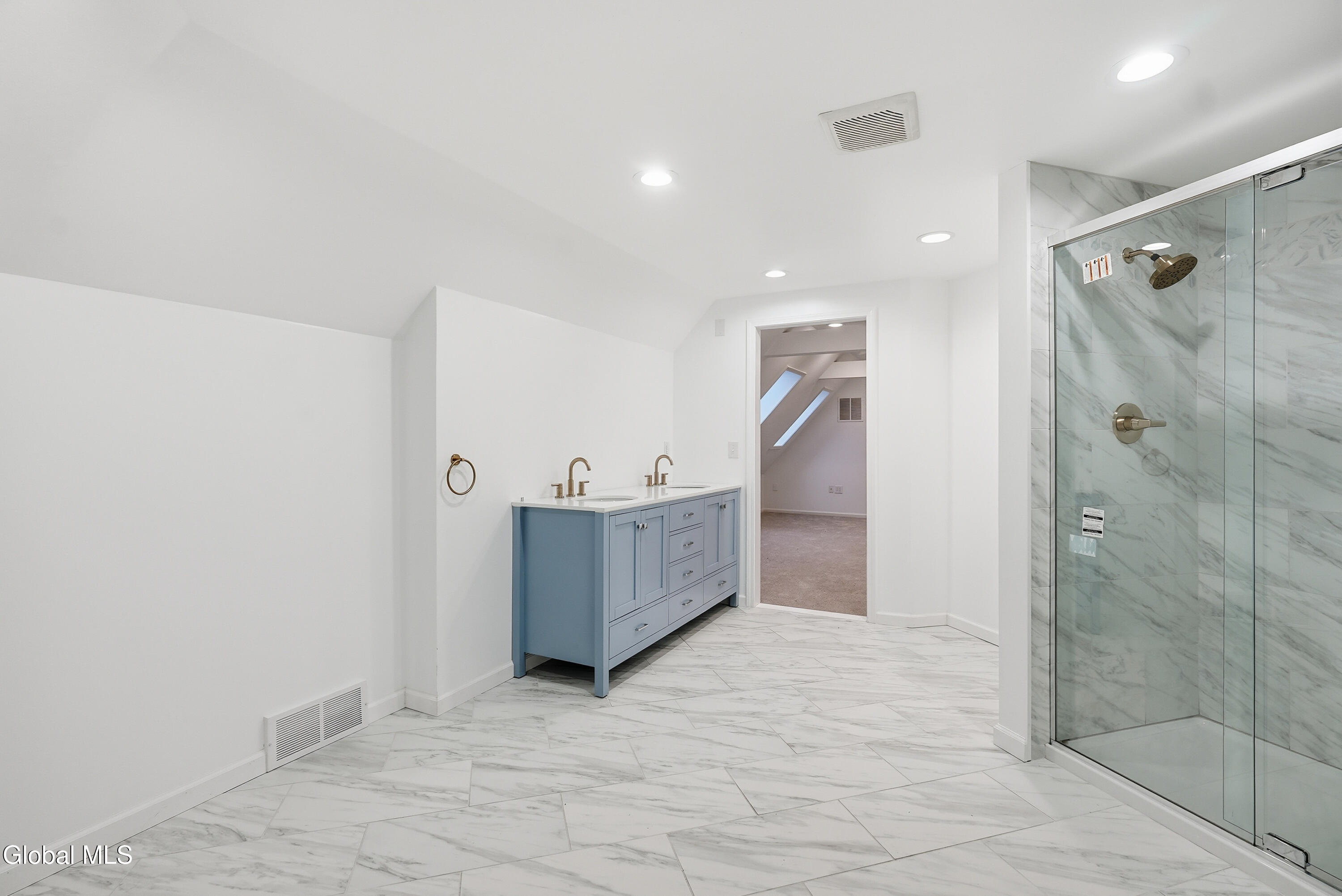 13 Ribbon Candy Lane Troy, NY 12182 - Photo 31 of 55 29