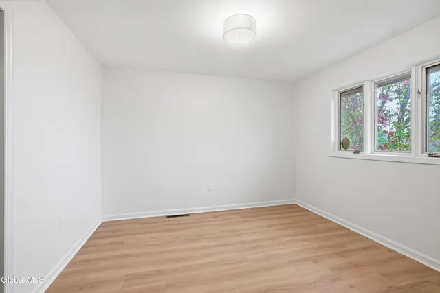 $649,000 | 13 Ribbon Candy Lane, Troy, NY 12182