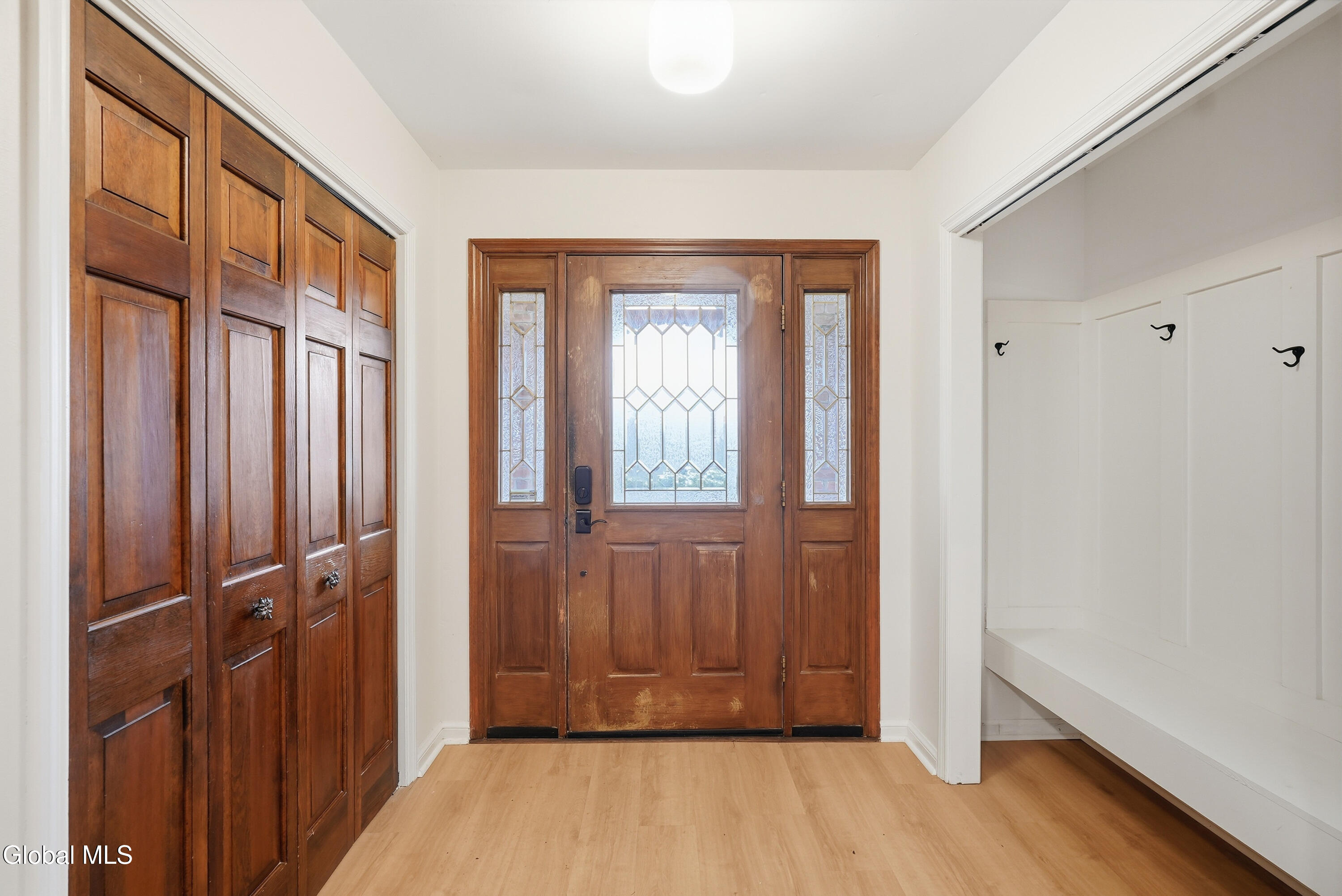 13 Ribbon Candy Lane Troy, NY 12182 - Photo 4 of 55 5